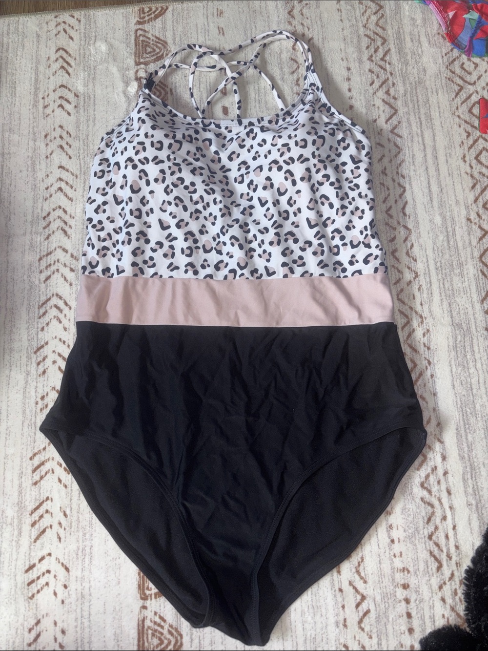Boutique Leopard Print Colorblock One-Piece Swimsuit - Black & Blush